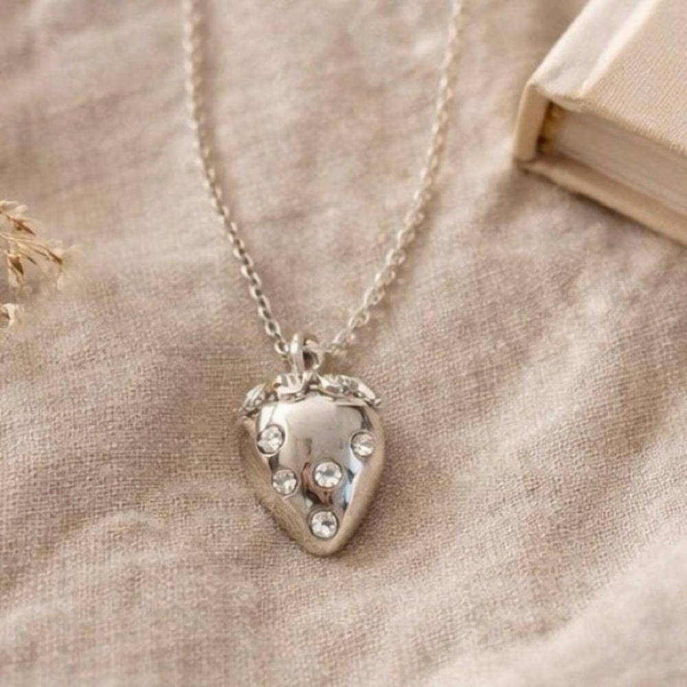 🍓Silver plated strawberry pendant w/ CZ stones, long chain necklace. - Picture 5 of 6